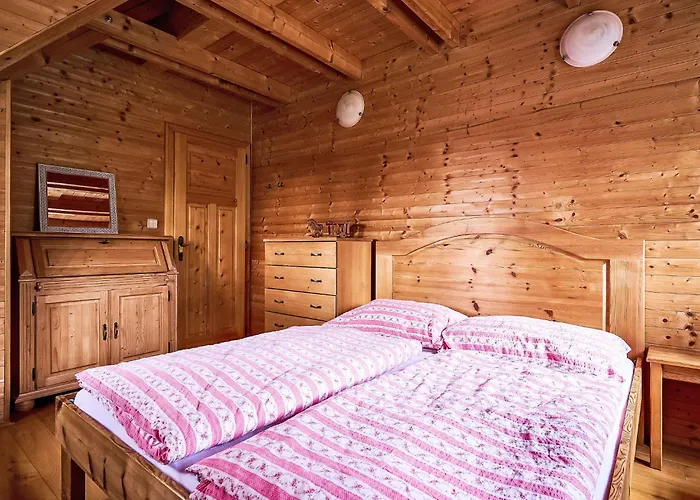 シャレー Slunecni Vrsek By Interhome *